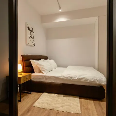 Lux Studio Center Apartment