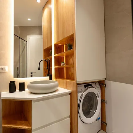 Lux Studio Center Apartment